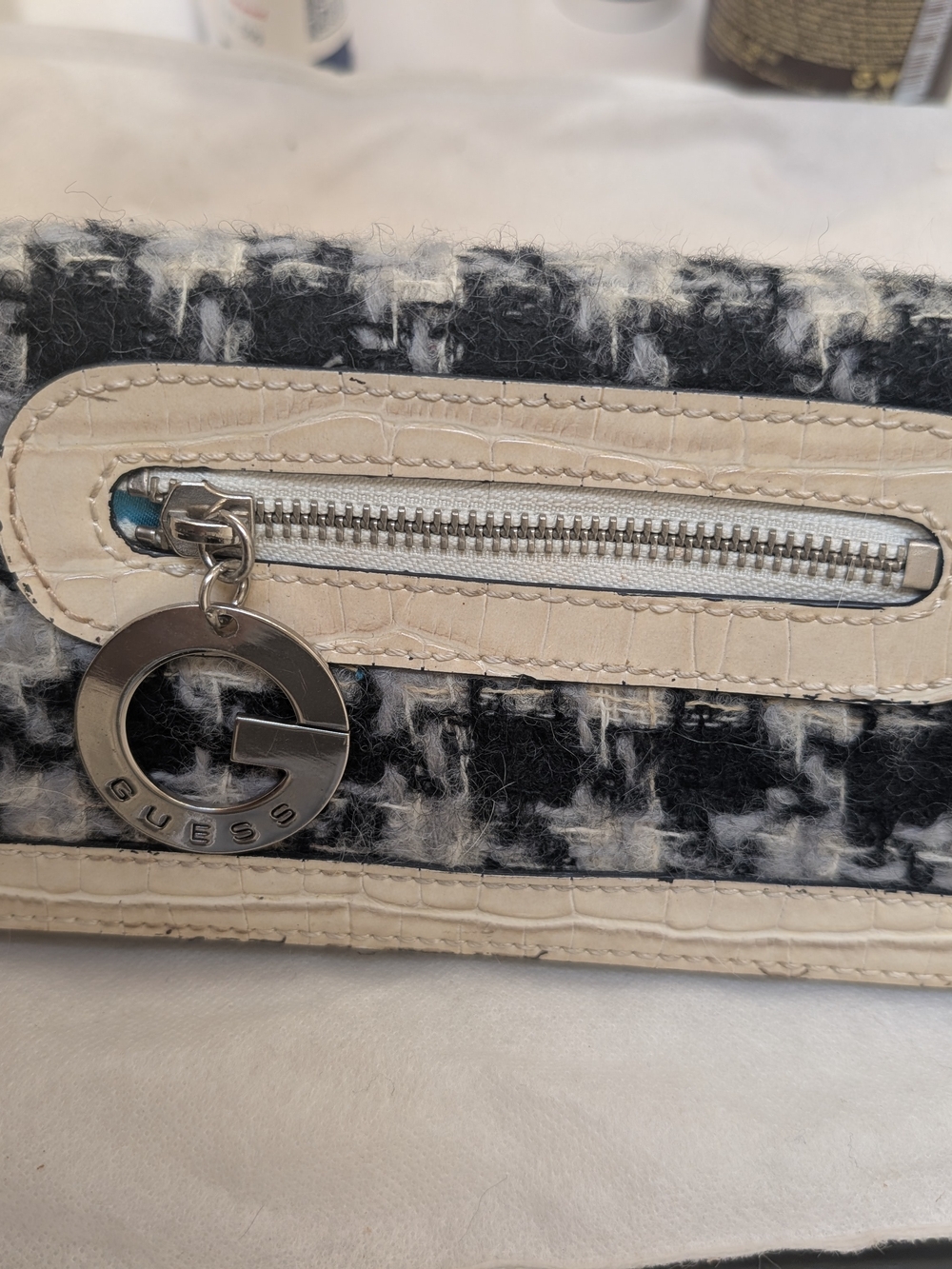 GUESS Black & Cream Houndstooth Convertible Clutch with Logo Charm